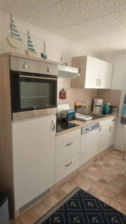 Ferienwohnung Neuensien Sellin  Екстериор снимка
