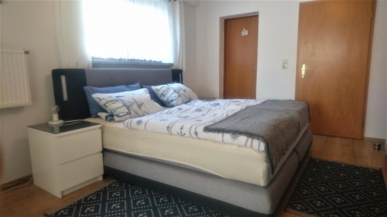 Ferienwohnung Neuensien Sellin  Екстериор снимка