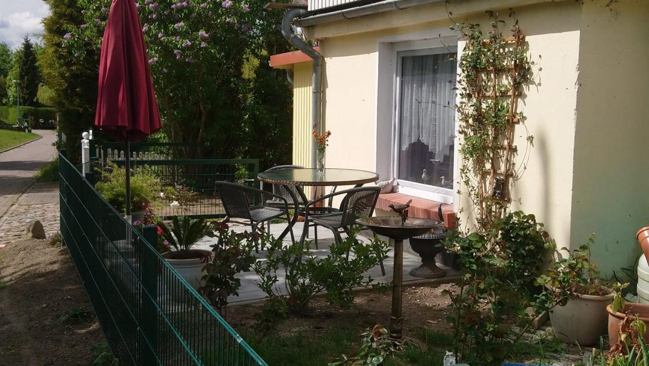 Ferienwohnung Neuensien Sellin  Екстериор снимка